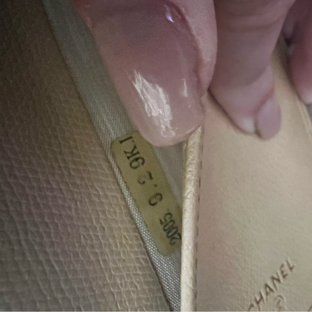 🔸Chanel Beige Wallet 🔸 Authentic 💯 🔸 - Picture 3 of 5